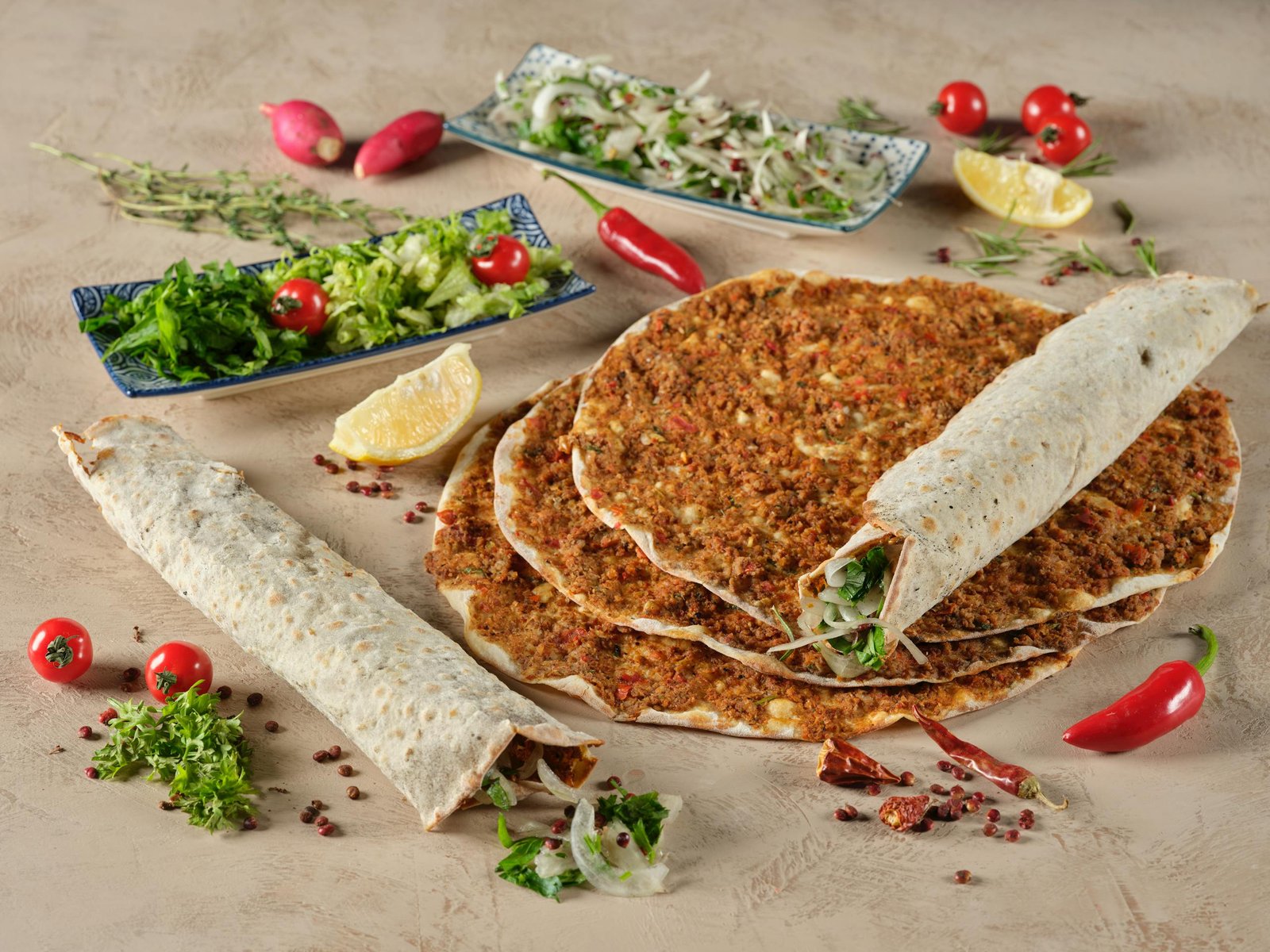 Must try Turkish food Turkish lahmacun