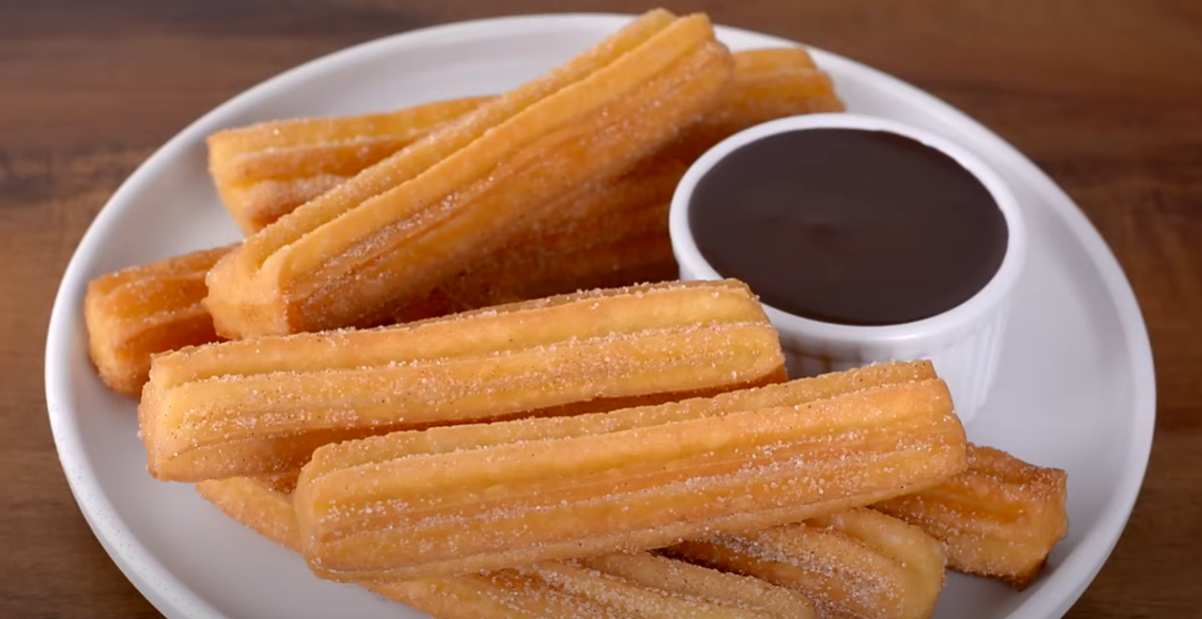 Churros con Chocolate
