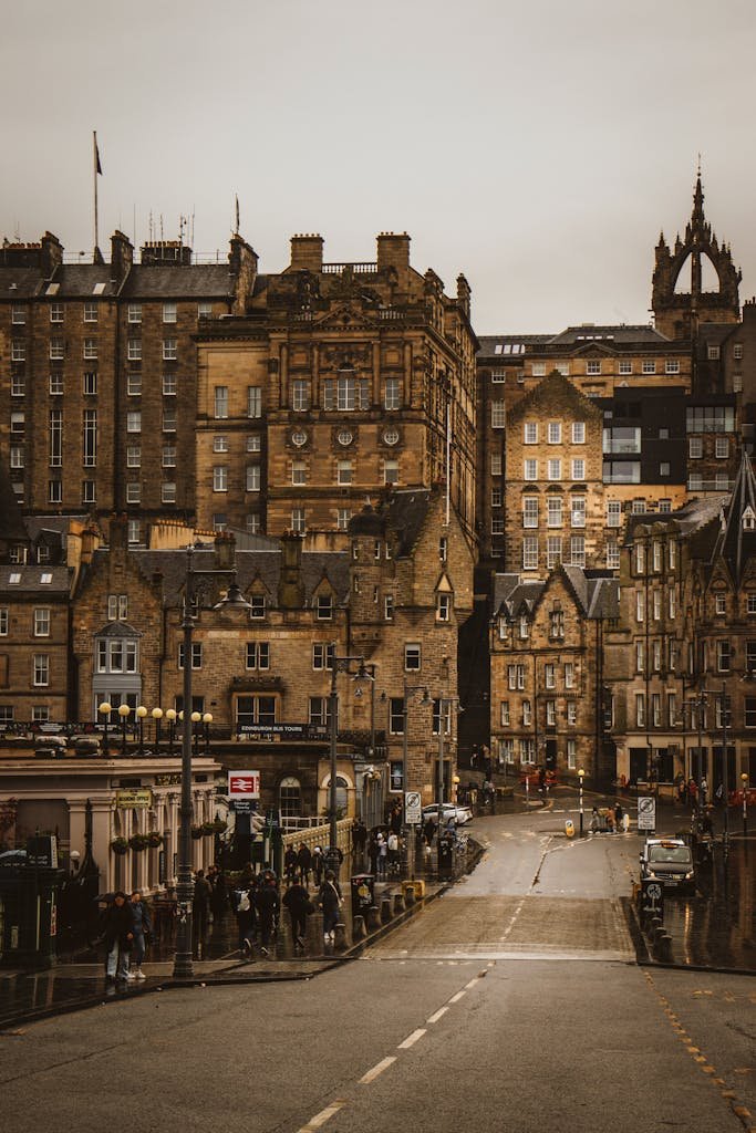 45 Unique Things to Do in Edinburgh: Hidden Spots & Must-See Attractions 18 Charming view of Edinburgh's historic architecture and streets in Scotland's capital.