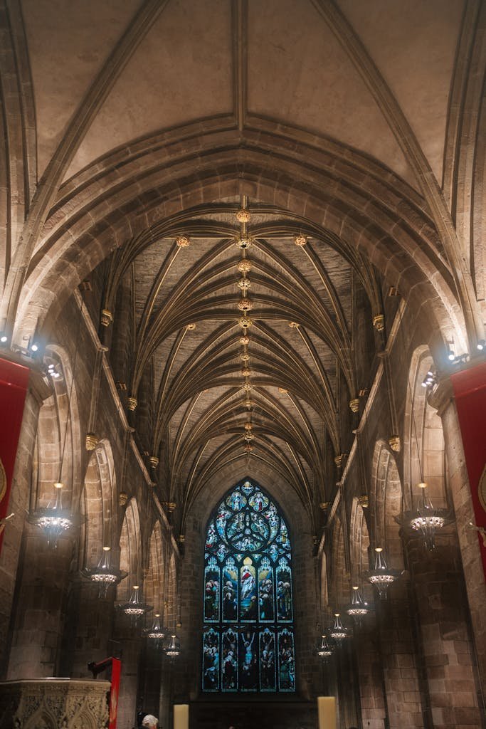 45 Unique Things to Do in Edinburgh: Hidden Spots & Must-See Attractions 14 Intricate vaults and stained glass in St. Giles Cathedral, Edinburgh.