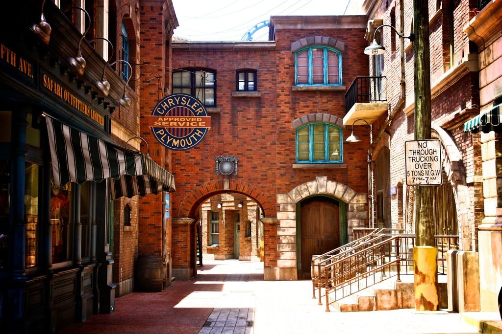 Universal Studios Japan: The Complete Guide for First-Time Visitors 9 Capture of a vintage-style urban street with brick facades and unique architectural details.