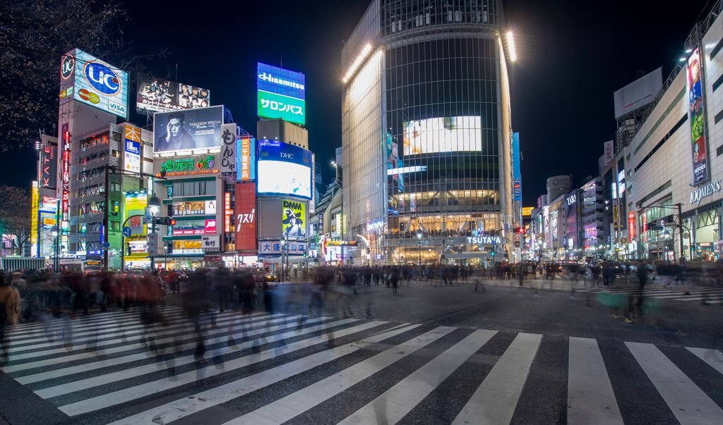 19 Best Things to Do in Shibuya, Tokyo: Food, Shopping & Tips 7 Experience the vibrant energy of Shibuya Crossing in Tokyo at night, with bustling crowds and colorful neon lights.