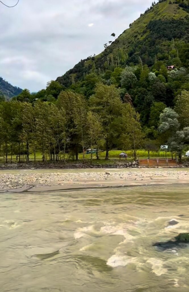 Ratti Gali Lake Trek: Azad Kashmir's magical lake in the Neelum Valley 16 Beautiful roadside view between Muzaffarabad and Dowarian